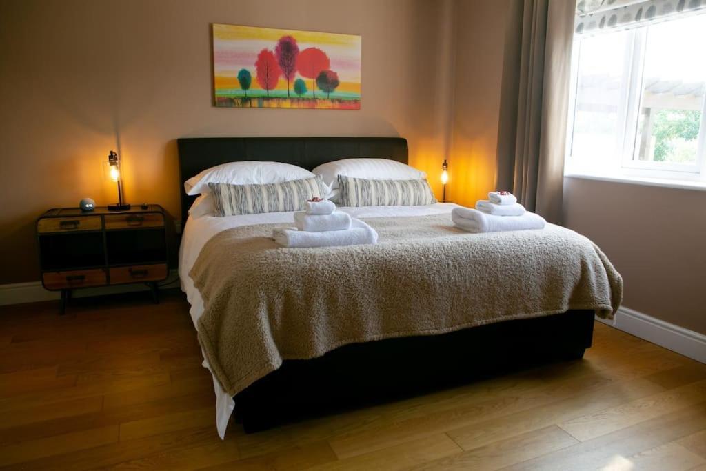 פאגהם Wow I'M Living On The Beach. Luxury 4 Bed Sleeps 8 מראה חיצוני תמונה